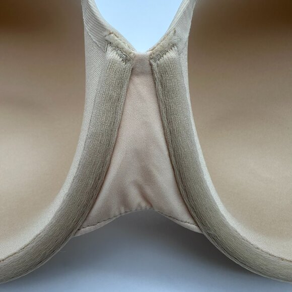 SKIMS Smoothing Intimates Full Coverage Lightly Lined Bra, Size 40DDD, Sand - Picture 6 of 12